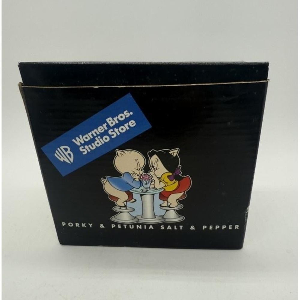 Vintage Warner Bros Studio Store Porky Petunia Salt Pepper Shakers 2000 Ceramic - Picture 7 of 8